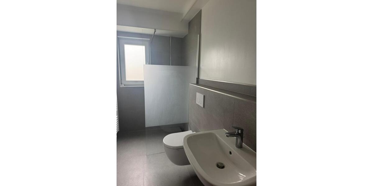 Etagenwohnung Saarbrücken Kieselhumes - 2 Zimmer, 60 m&sup2;, 850&euro; | Angebot:26407964