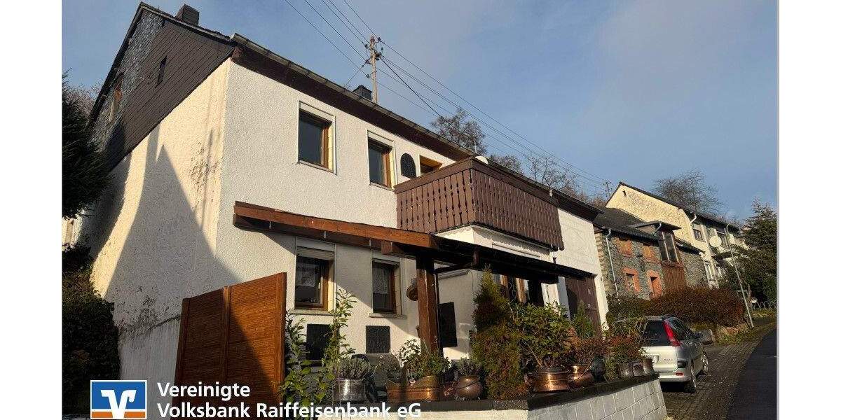 ### P R E I S R E D U Z I E R U N G ### gemütliches renoviertes Bauernhaus 6 zimmer