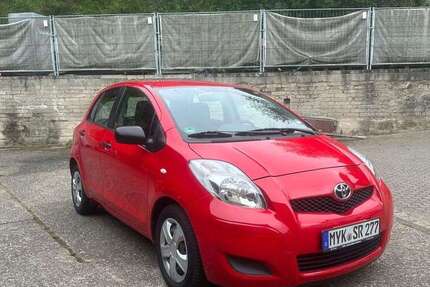 Toyota Yaris 128.000 km 4.499 € Urbar 56182