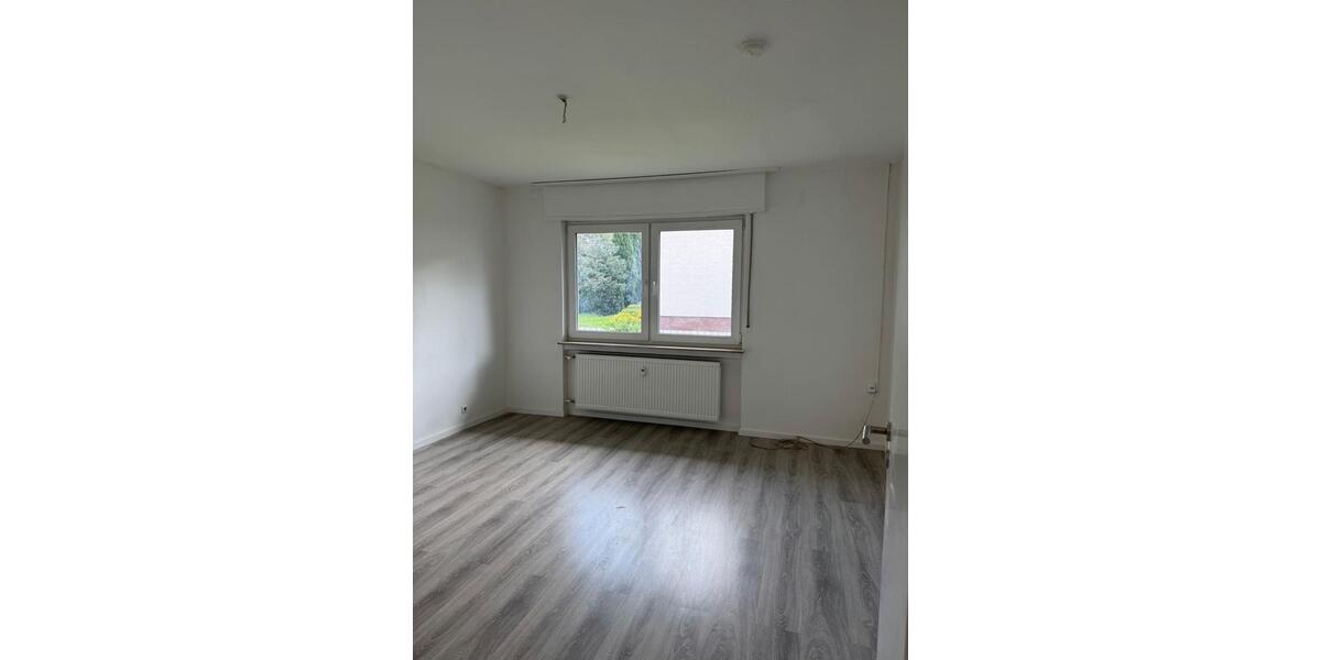 Etagenwohnung Mosbach - 4 Zimmer, 94 m&sup2;, 290.000&euro; | Angebot:25907055
