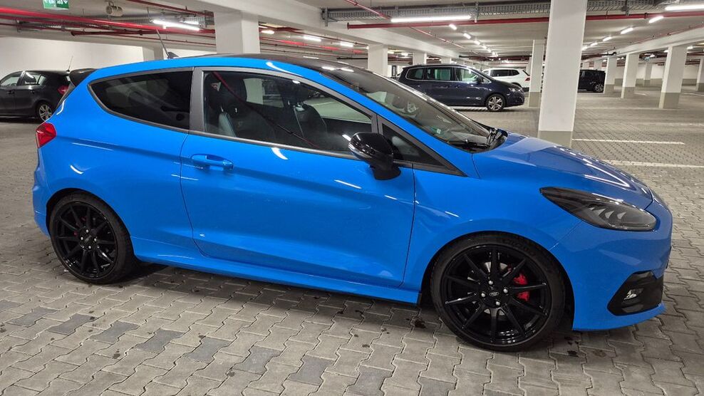 Ford Fiesta 32.270 km 23.500 € Moosinning 85452