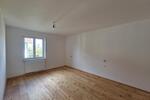 Etagenwohnung Pastetten - 4 Zimmer, 100 m&sup2;, 1.550&euro; | Angebot:26680478