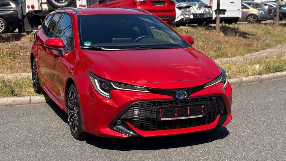 Toyota Corolla 23.230 km 22.490 &euro; Fürth 90763