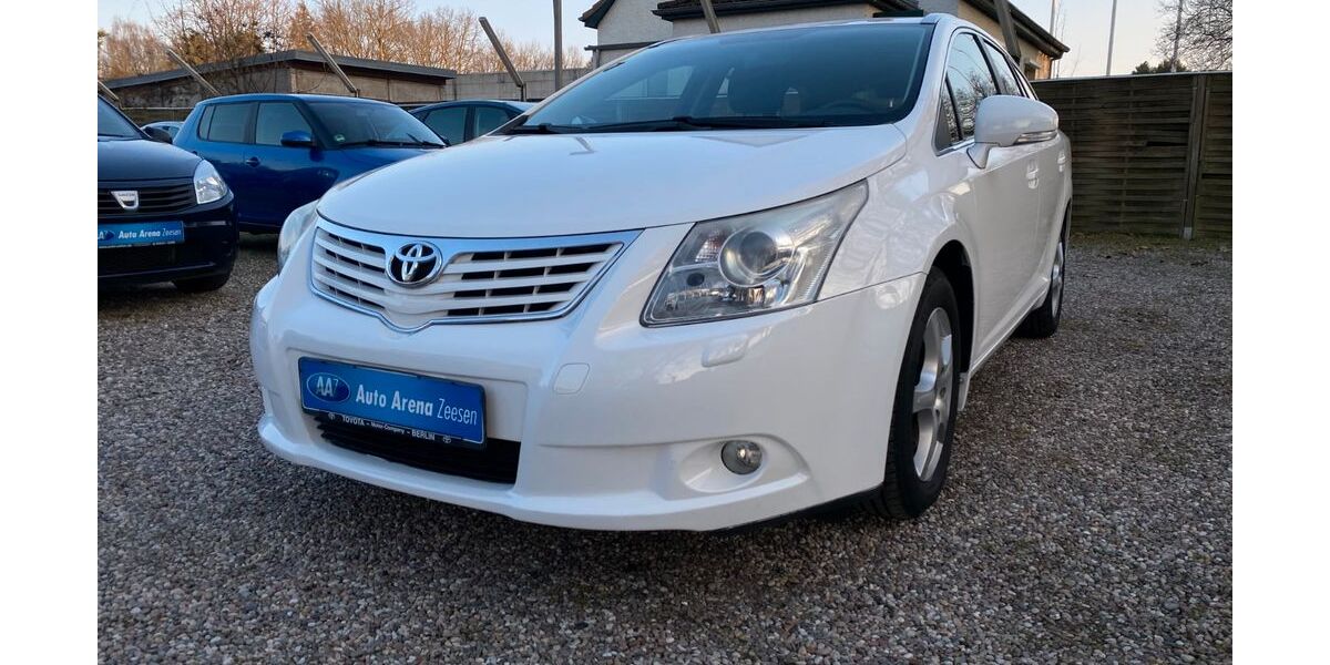 Toyota Avensis 113.000 km 6.600 &euro; Königs Wusterhausen 15711