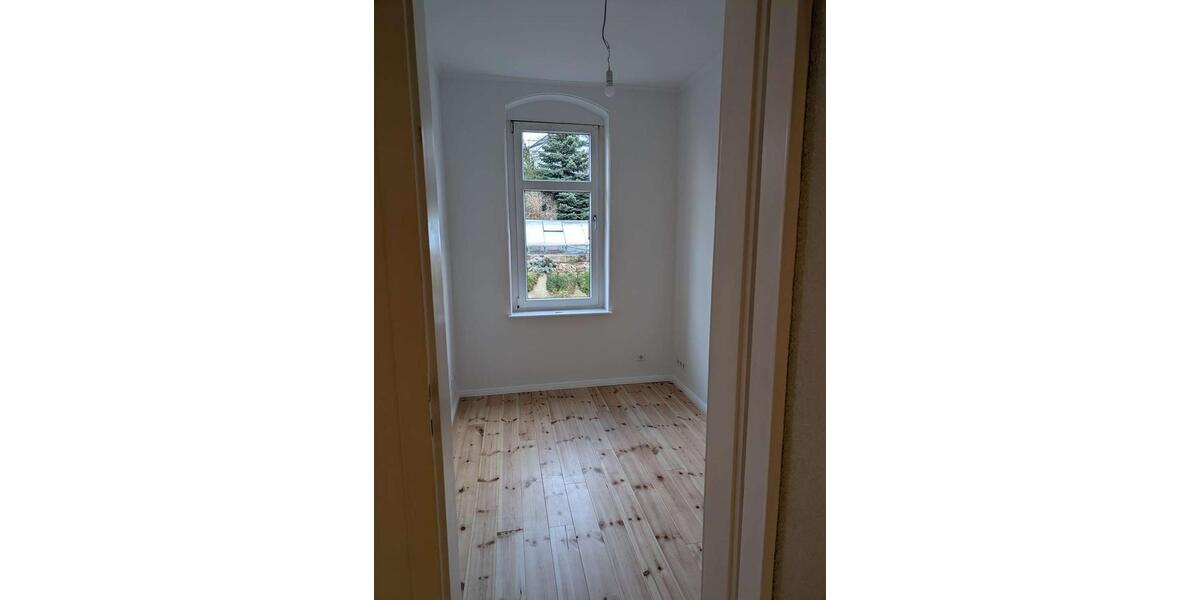 Etagenwohnung Meißen - 5 Zimmer, 100 m&sup2;, 1.000&euro; | Angebot:25442763