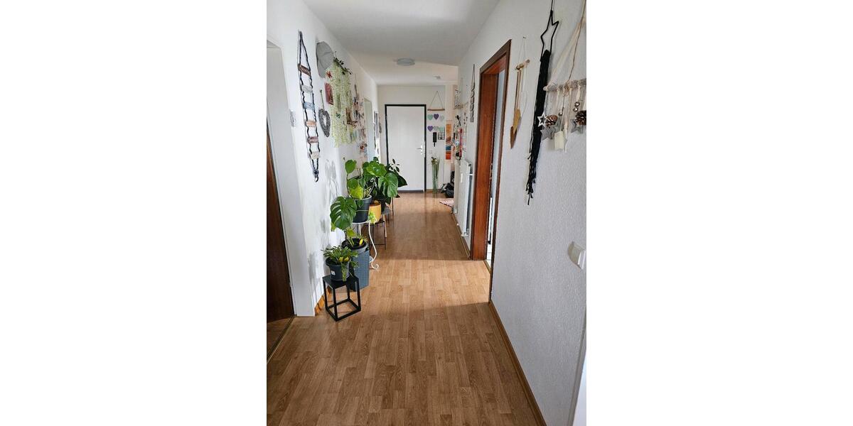Dachgeschoßwohnung Ulmen - 3 Zimmer, 81 m&sup2;, 730&euro; | Angebot:26065639