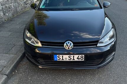 VW Golf 195.000 km 6.570 &euro; Siegen 57076