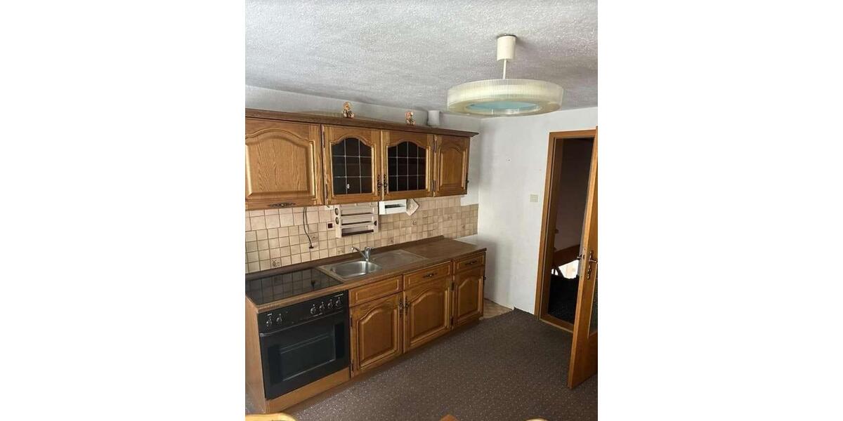 Reihenhaus Neunburg vorm Wald - 10 Zimmer, 101 m&sup2;, 130.000&euro; | Angebot:26521373