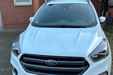 Ford Kuga 153.090 km 17.699 &euro; Großenkneten 26197
