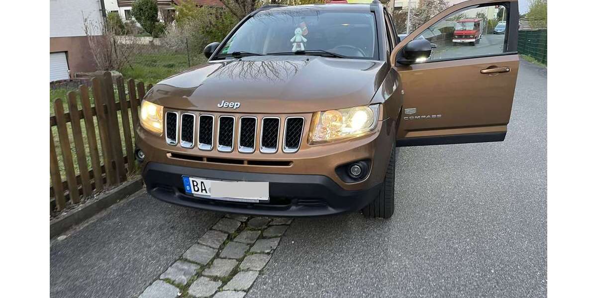 Jeep Compass 160.000 km 4.900 &euro; Stegaurach 96135