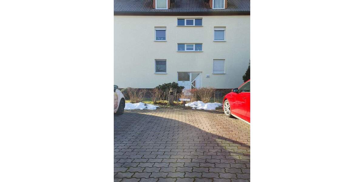 Etagenwohnung Bad Schmiedeberg - 3 Zimmer, 77 m&sup2;, 99.000&euro; | Angebot:25665793