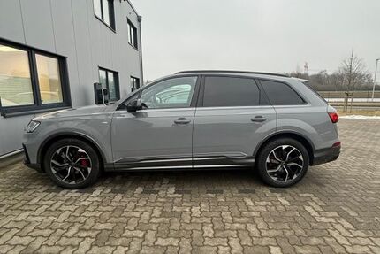 Audi Q7 49.985 km 58.900 &euro; Husum 25813