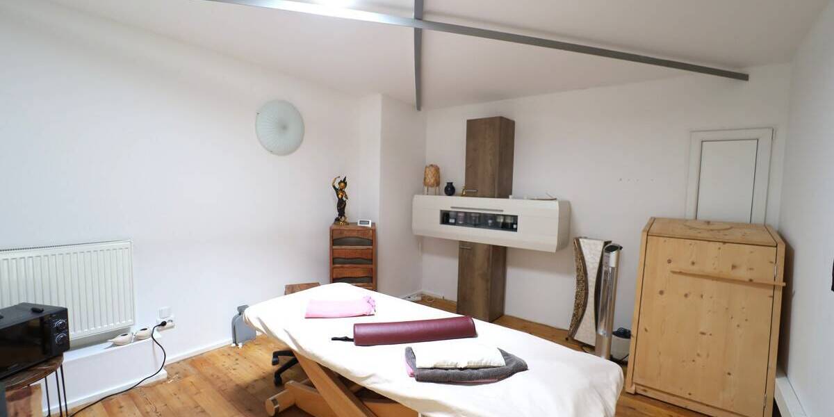 Vielseitige und moderne Gewerbehalle im Gewerbegebiet Euskirchen-Kuchenheim zu verkaufen zimmer