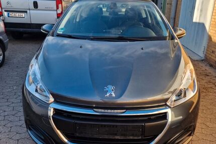 Peugeot 208 68.875 km 5.300 &euro; Hannover 30179