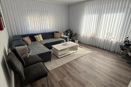 Wohnung Kröv - 4 Zimmer, 105 m&sup2;, 1.200&euro; | Angebot:26314767