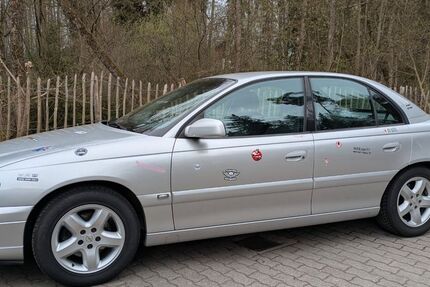 Opel Omega 163.000 km 2.290 &euro; Rechtmehring 83562