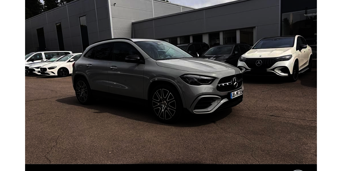 Mercedes-Benz GLA 200 9.000 km 46.777 &euro; Überlingen 88662