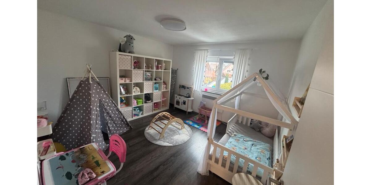 Etagenwohnung Lahr (Schwarzwald) - 3 Zimmer, 94 m&sup2;, 320.000&euro; | Angebot:26439575