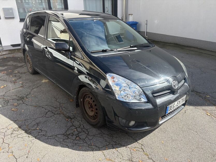 Toyota Corolla Verso 250.000 km 1.999 € Deggendorf 94469