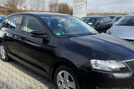 Skoda Rapid 129.500 km 8.250 &euro; Münzenberg-Gambach 35516