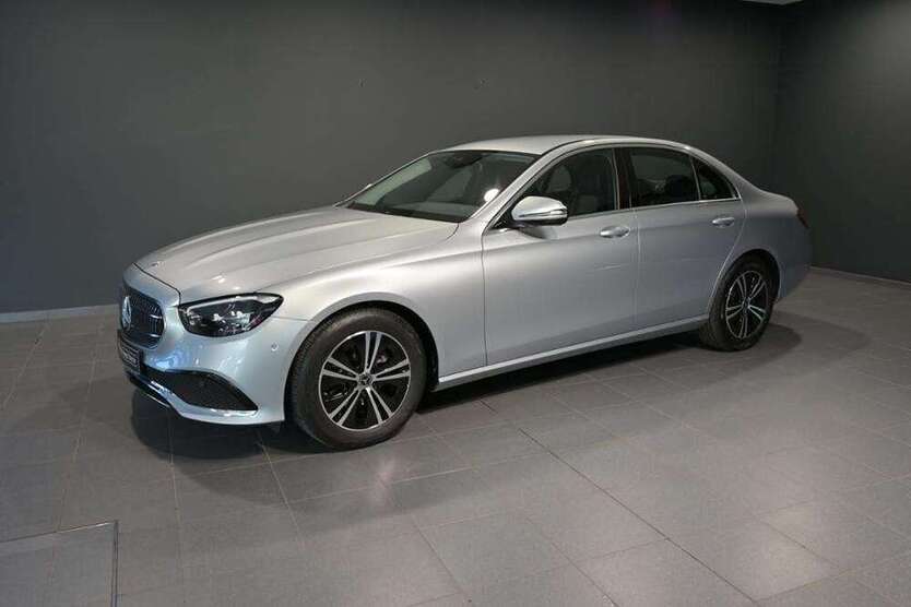 E 200