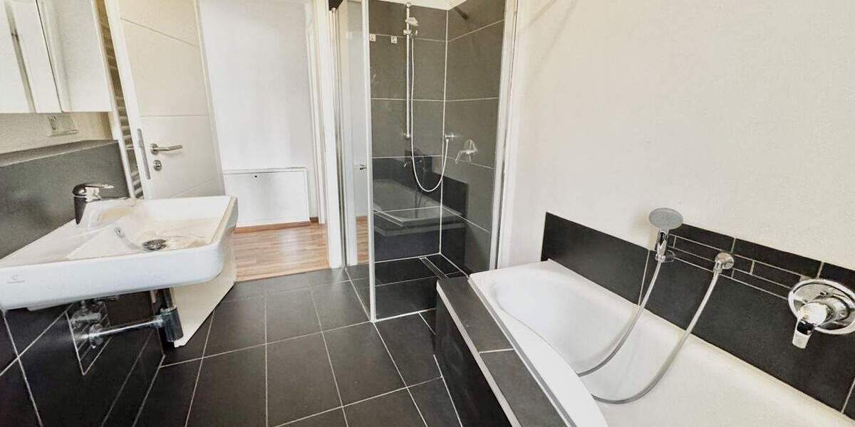 Etagenwohnung Fuldatal Ihringshausen - 4 Zimmer, 98 m&sup2;, 265.000&euro; | Angebot:25707527