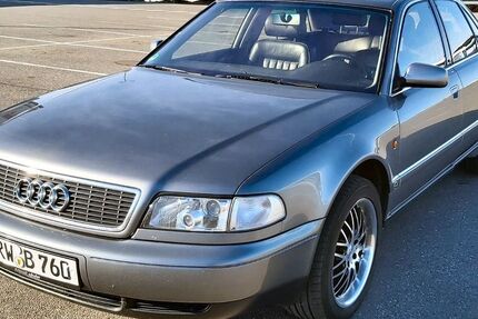 Audi A8 248.000 km 5.900 € Zimmern 78658