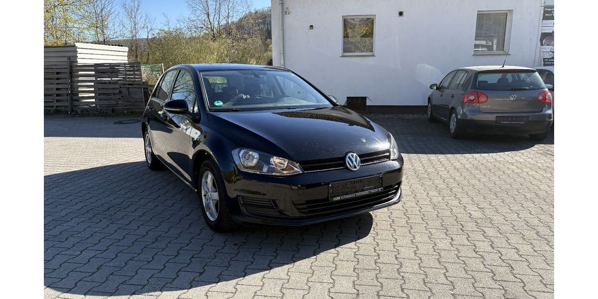 VW Golf 212.975 km 5.300 &euro; Kelheim 93309