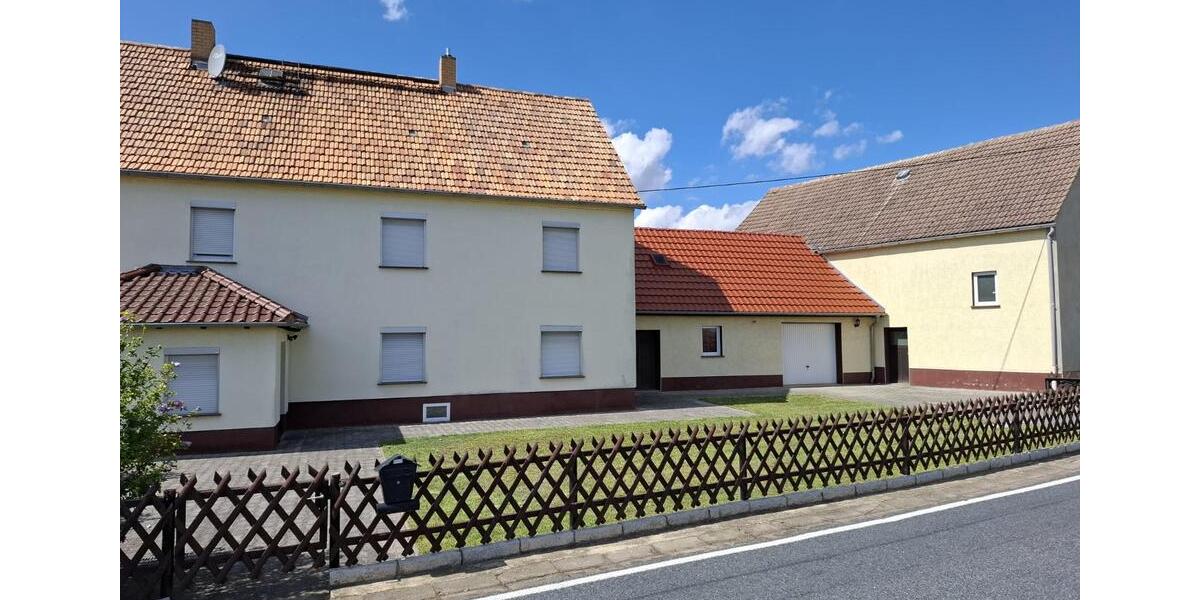 Einfamilienhaus Ebersbach - 8 Zimmer, 192 m&sup2;, 280.000&euro; | Angebot:25330540