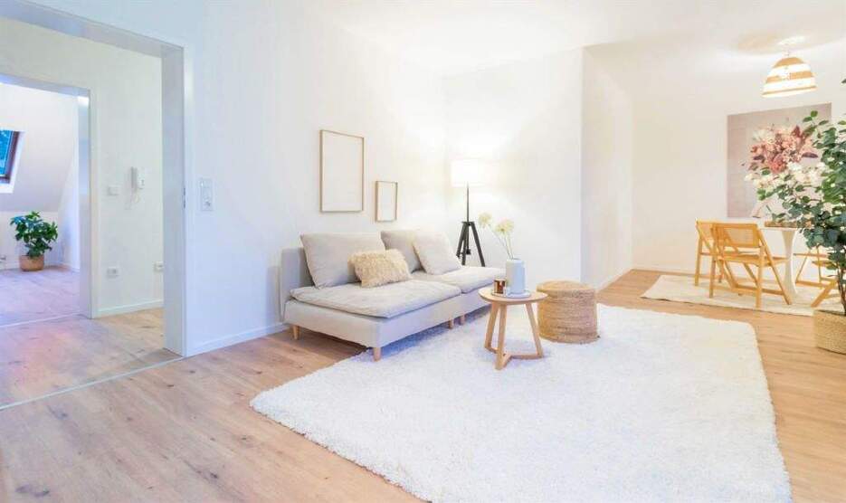 Entzückende 3-ZKB mit Balkon und Garage KS-Süd 3 zimmer