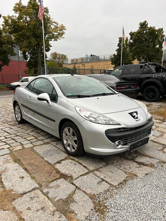 Peugeot 207 90.834 km 2.800 € Berlin 12524