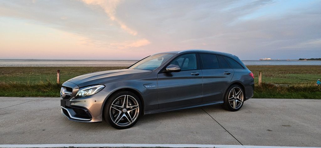 Mercedes-Benz C 63 AMG 91.500 km 37.490 € Wangerland 26434