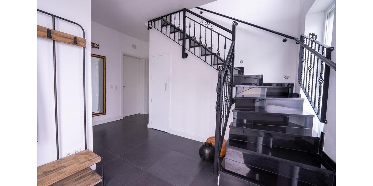 Etagenwohnung Gronau (Westfahlen) - 4 Zimmer, 138 m&sup2;, 569.000&euro; | Angebot:27134338
