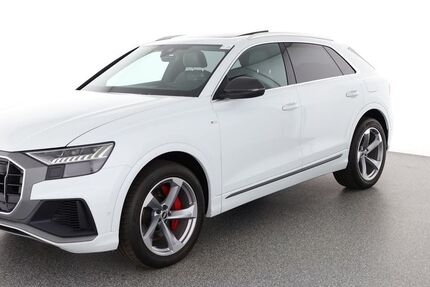 Audi Q8 87.683 km 58.770 € Berlin 12103