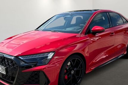 Audi RS3 3.000 km 65.900 &euro; Grünstadt 67269