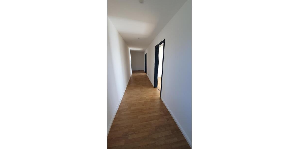 Zentral gelegene, grosse 4 Zimmerwohnung in Niebüll zu vergeben! 4 zimmer