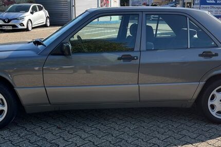 Mercedes-Benz 190 346.708 km 9.500 € Willich 47877