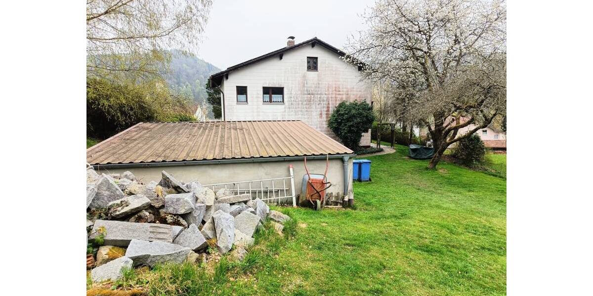 Mehrfamilienhaus, Wohnhaus Obernzell / Erlau Obernzell - 7 Zimmer, 251 m&sup2;, 399.000&euro; | Angebot:26475859