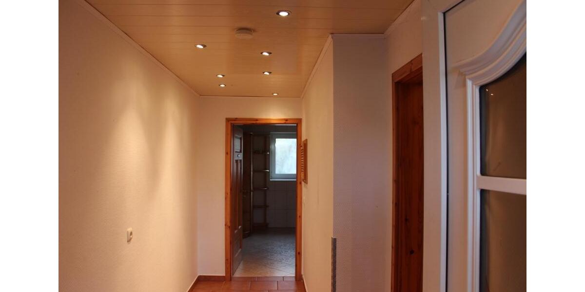 Einfamilienhaus Schortens - 3 Zimmer, 158 m&sup2;, 1.100&euro; | Angebot:25876054