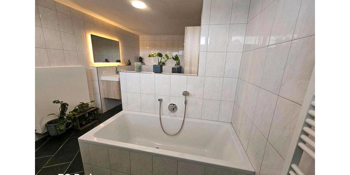 Mehrfamilienhaus, Wohnhaus Haßfurt - 15 Zimmer, 350 m&sup2;, 585.000&euro; | Angebot:26342367