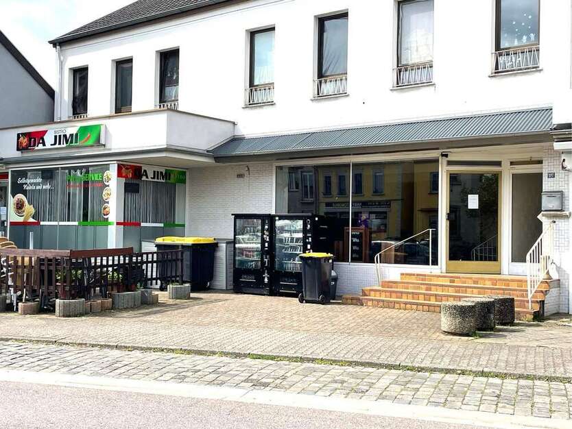 Haus zum Kaufen in Schwalbach 319.000 € 190 m²
