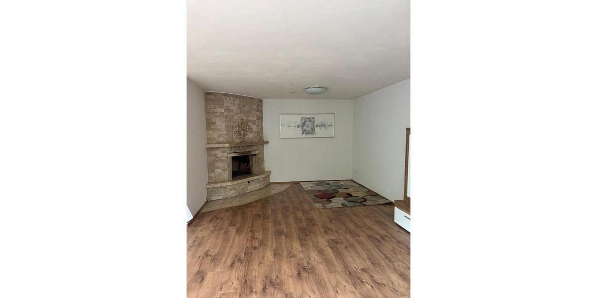 Einfamilienhaus Hameln Kernstadt - 8 Zimmer, 216 m&sup2;, 1.890&euro; | Angebot:26056469