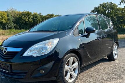 Opel Meriva 218.000 km 2.490 € Neukirchen-Vluyn 47506