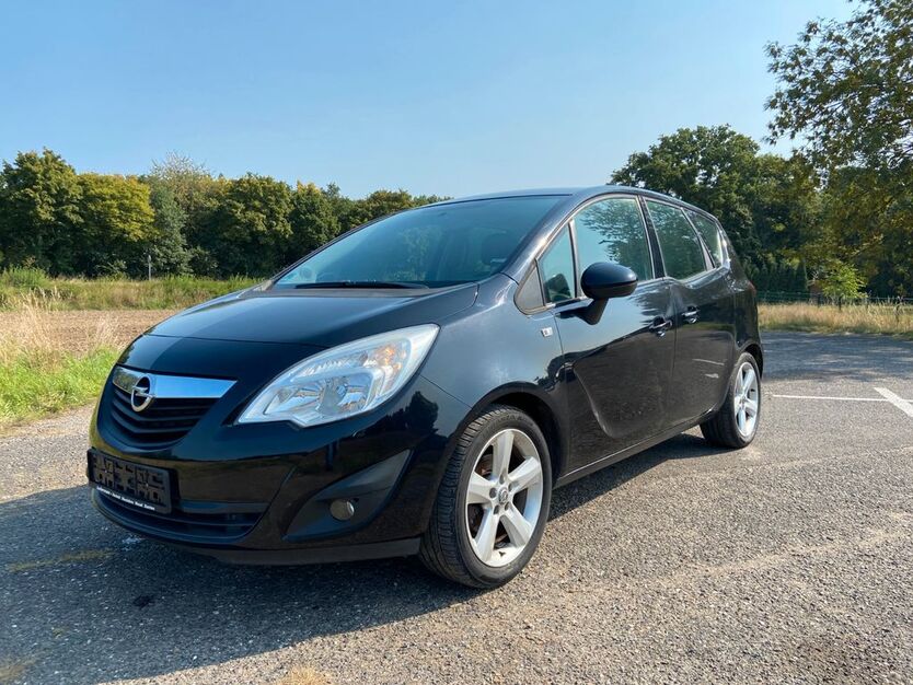 Opel Meriva 218.000 km 2.490 € Neukirchen-Vluyn 47506