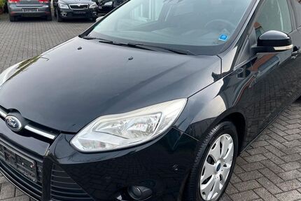 Ford Focus 134.000 km 2.700 &euro; Lippstadt 59557