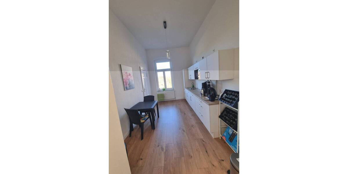 Gewerbeobjekt Halle (Saale) Innenstadt - 6 Zimmer, 191 m&sup2;, 2.100&euro; | Angebot:26891817