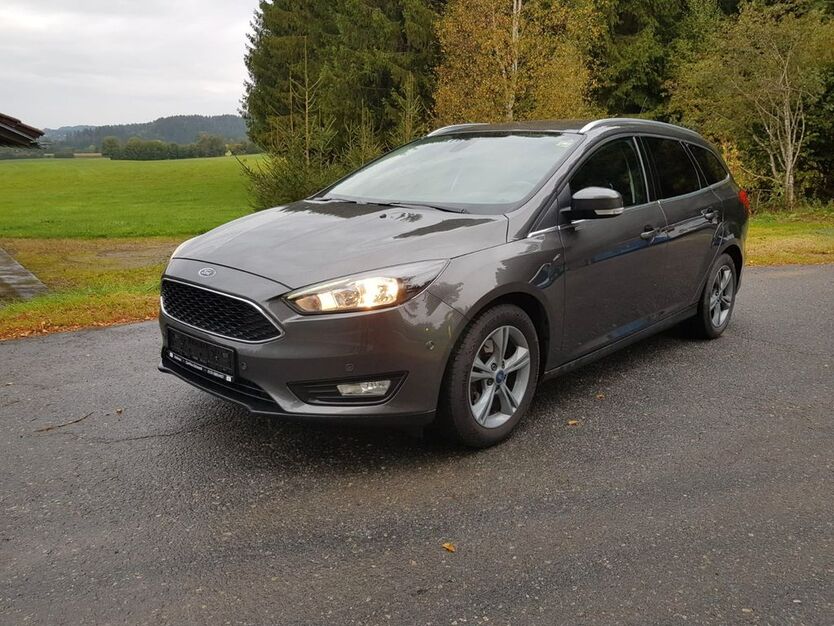Ford Focus 82.627 km 9.500 € Grafenau 94481