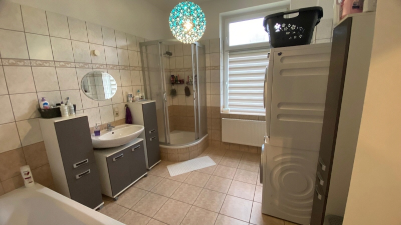 Doppelte Wohnqualität: Zwei verbundene Eigentumswohnungen im Herzen von Gotha 6 zimmer