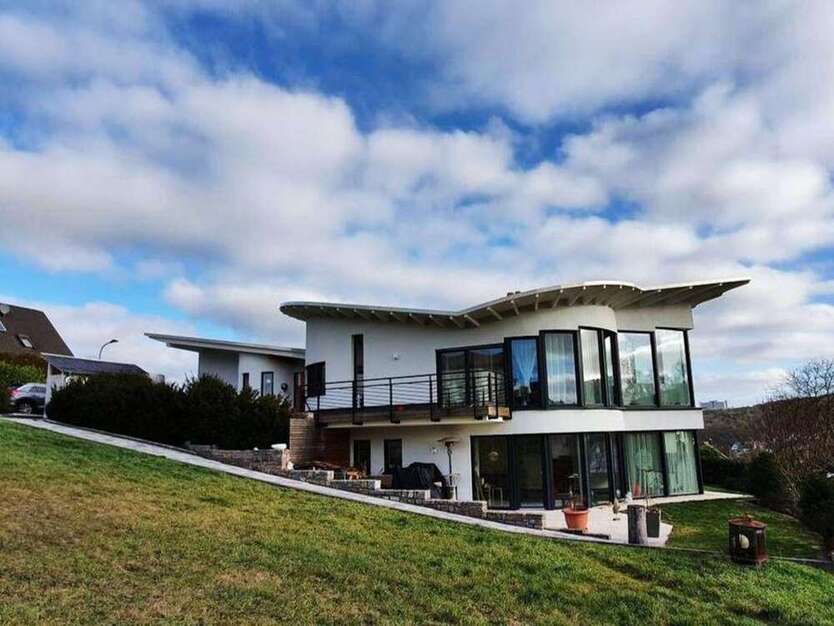 Haus zum Kaufen in Wetzlar 1.200.000 € 320 m²