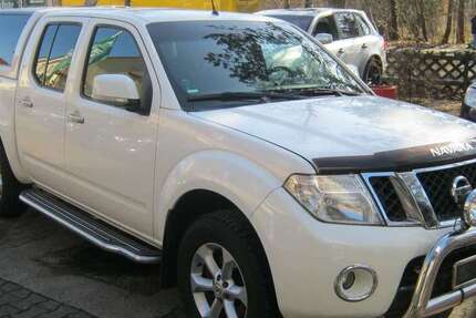 Nissan Navara 325.000 km 8.900 &euro; Berlin 14167